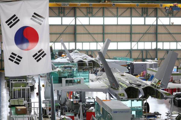 Mass-produced KF-21 fighter jets in the first batch scheduled for delivery to the South Korean Air Force are seen at Korea Aerospace Industries in Sacheon, South Gyeongsang Province, on Wednesday. (Joint Press Corps)